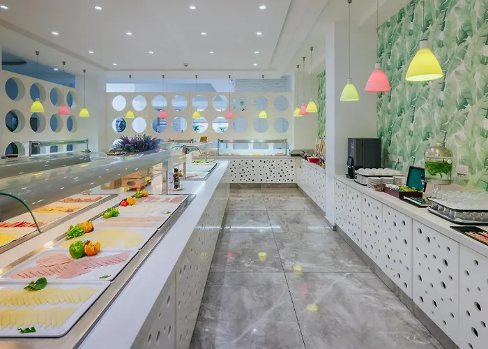 River Rock Ayía Nápa