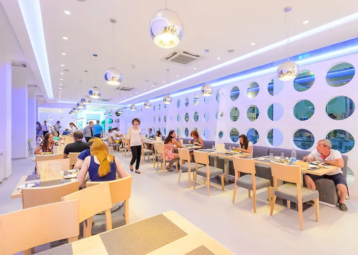 Hotel River Rock Ayía Nápa