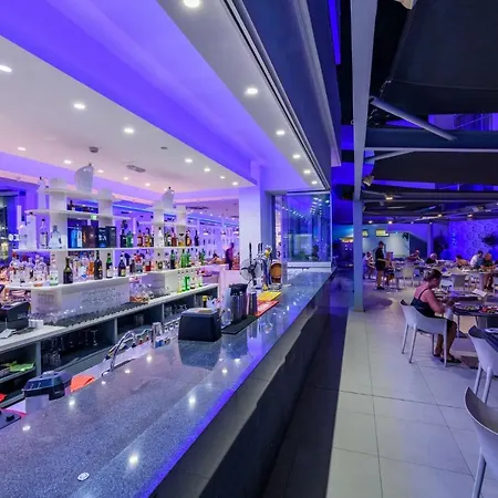 River Rock Hotel