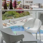 Hotel River Rock 3*