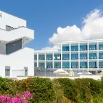 River Rock Hotel