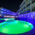 River Rock Hotel 3*