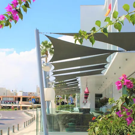 فندق River Rock أيا نابا