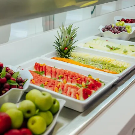 Отель River Rock