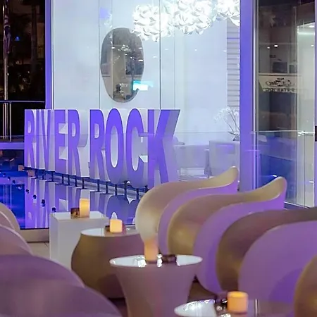 Szálloda River Rock 3*