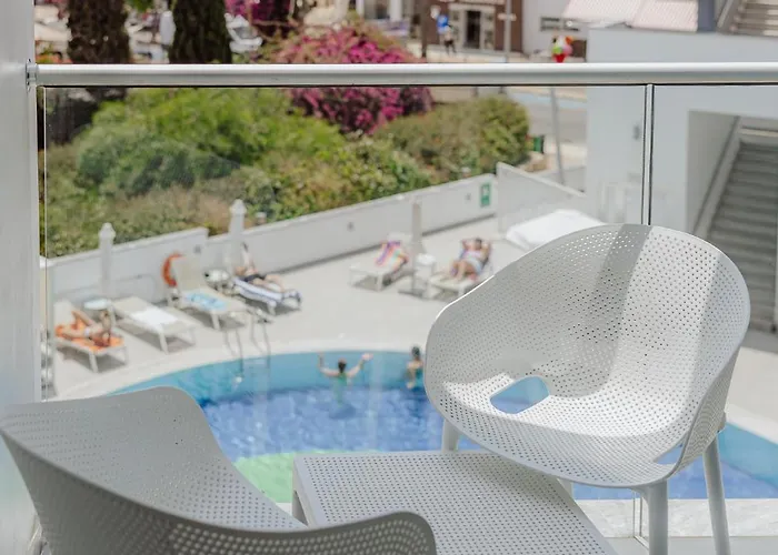 Hotell River Rock 3*