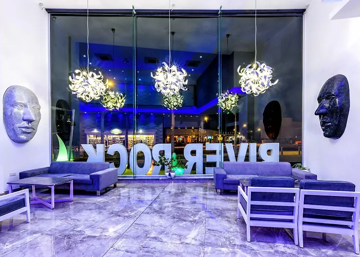 River Rock Айя-Напа